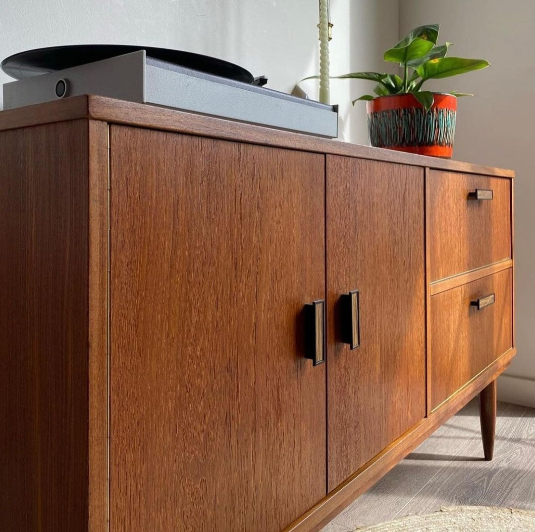 Camel sideboard