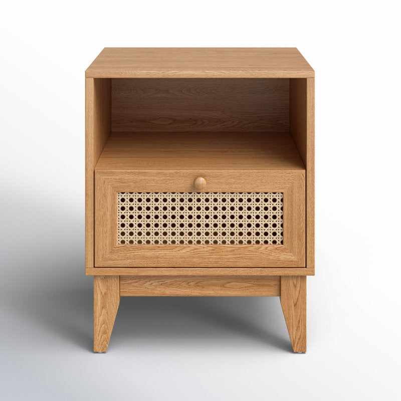 Lia rattan side table