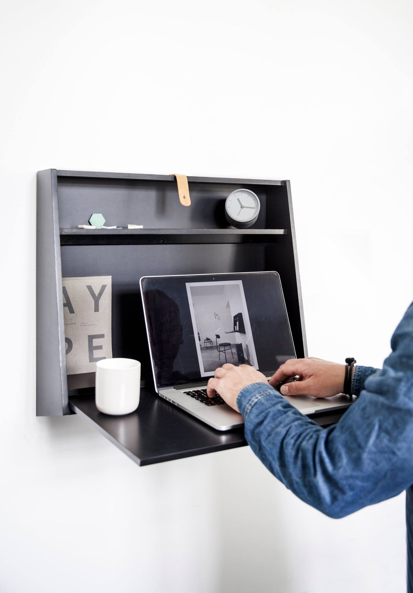 Ferry wall desk