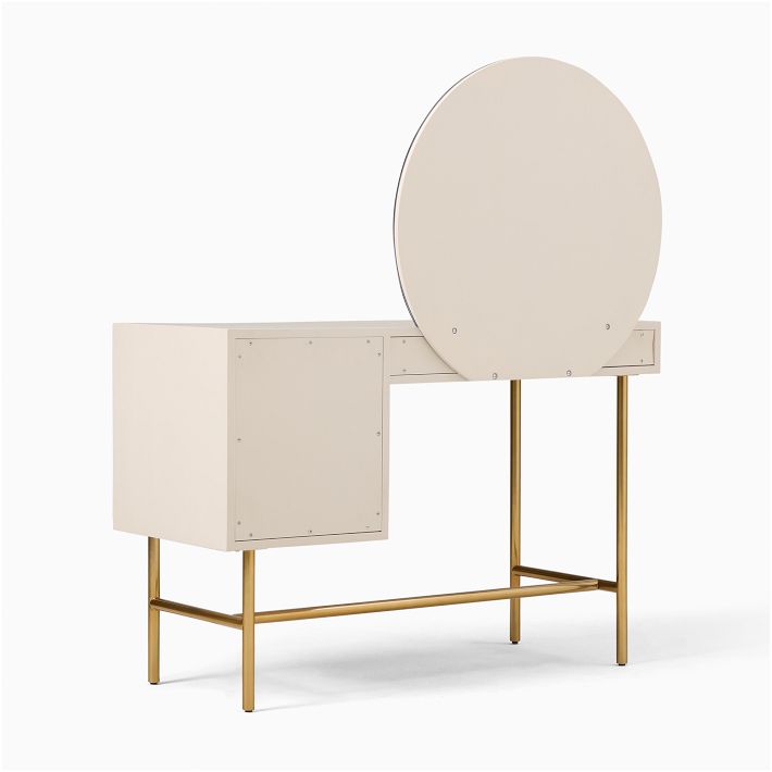 Quinn dresser