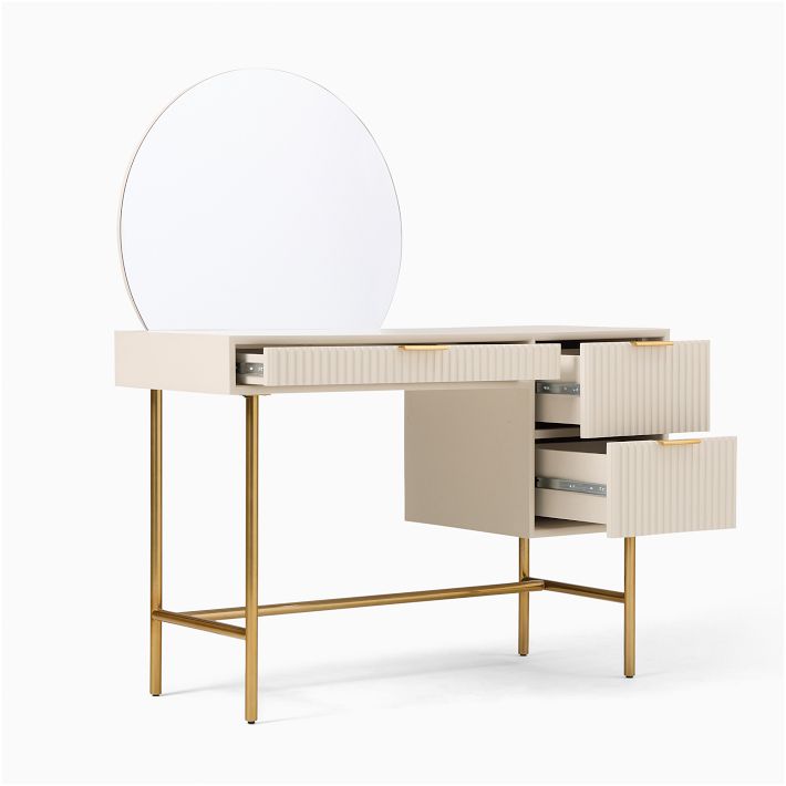 Quinn dresser
